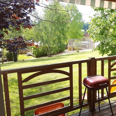 Mobilheim 5 Personen - Mobilheim „Grand Confort Loggia“, 32 m², 2 Schlafzimmer – Anreise samstags im Juli und August