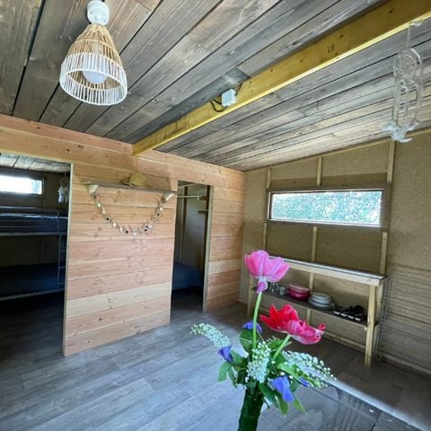 HÉBERGEMENT INSOLITE 4 personnes - Les Cabanes de Lison