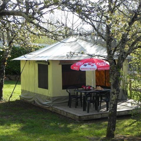 BUNGALOW TOILÉ 4 personnes - Bungalow toilé 16m² 2 chambres - Arrivée le Dimanche en Juillet et Août