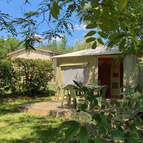 CANVAS BUNGALOW 5 people - 20m² canvas bungalow with 2 bedrooms – Check-in on Sundays in July and August