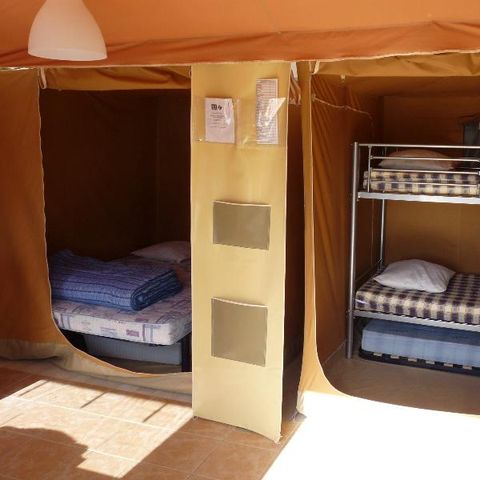 Glamping tent 5 persons - 20m² canvas bungalow with 2 bedrooms – Check-in on Sundays in July and August