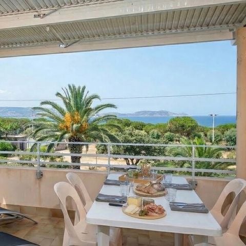 Appartement 4 personen - 4 personen - 1 slaapkamer - Terras - Uitzicht op zee