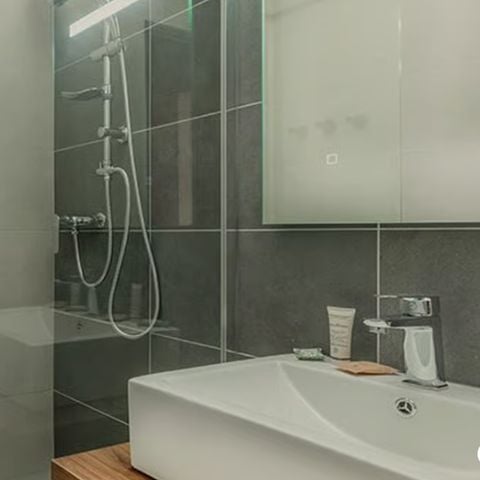 CHAMBRE 2 personnes - Chambre 2 pers.