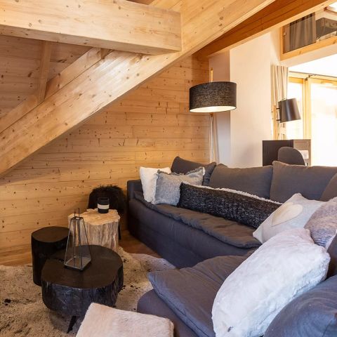 APARTMENT 9 people - 3-BEDROOM DUPLEX APARTMENT FOR 9 PEOPLE WITH MOUNTAIN VIEWS