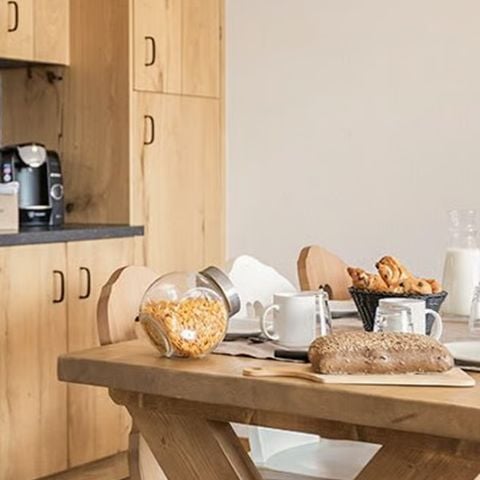 APARTMENT 8 people - 4-room flat, sleeps 8. Mountain views