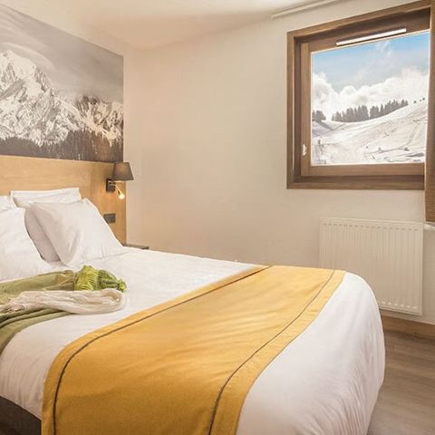 APARTMENT 10 people - 5 rooms, sleeps 10. Mountain views