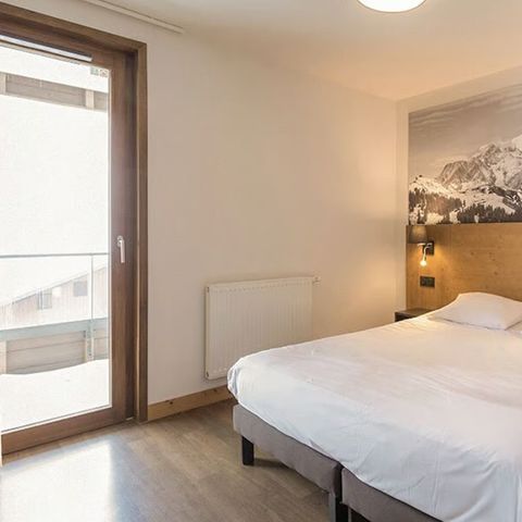 APARTMENT 10 people - 5 rooms, sleeps 10. Mountain views