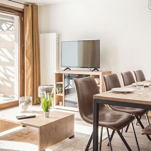 APARTMENT 8 people - 4-room flat, sleeps 8. Mountain view +