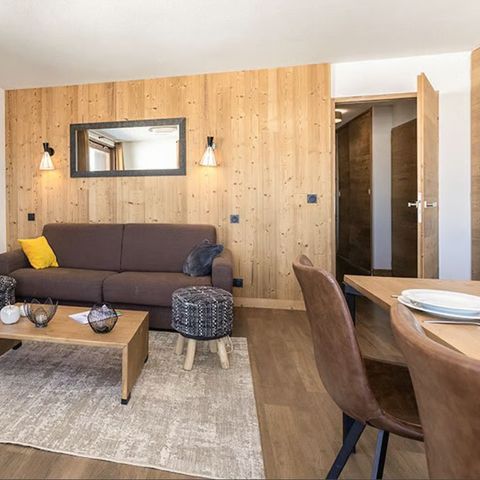 APARTEMENTO 8 personas - 4 habitaciones, 8 personas +