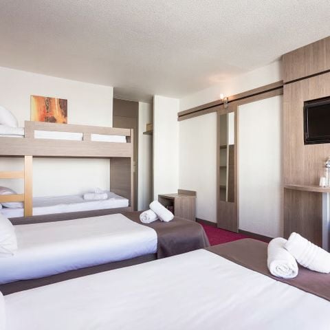 CHAMBRE 5 personnes - Chambre pour 5 pers. avec Balcon
