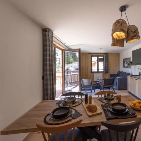 Piso 6 personas - 3 HABITACIONES, 6 PERSONAS, ESTÁNDAR