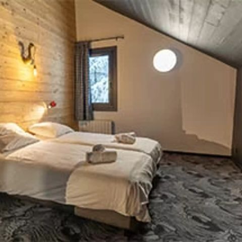 CHAMBRE 4 personnes - CHAMBRE FAMILIALE QUADRUPLE STANDARD