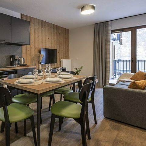 APARTMENT 6 people - 3-room flat, sleeps 6. FAMILY