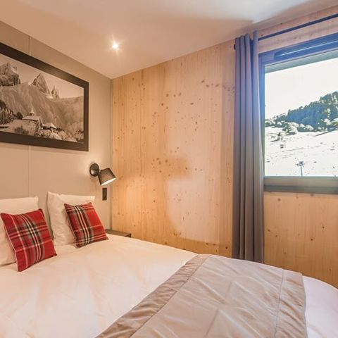 APARTMENT 8 people - 4-room flat, sleeps 8. Mountain views
