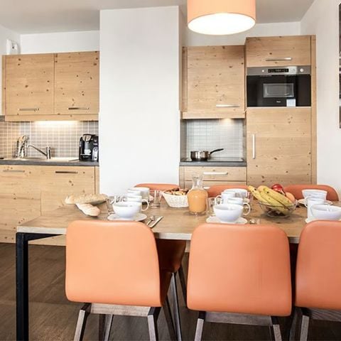 APPARTEMENT 8 personen - 4 kamers, 8 personen