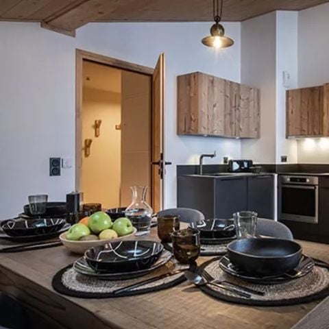Piso 6 personas - Apartamento de 2 habitaciones con baño, para 4-6 personas, con vistas a la montaña