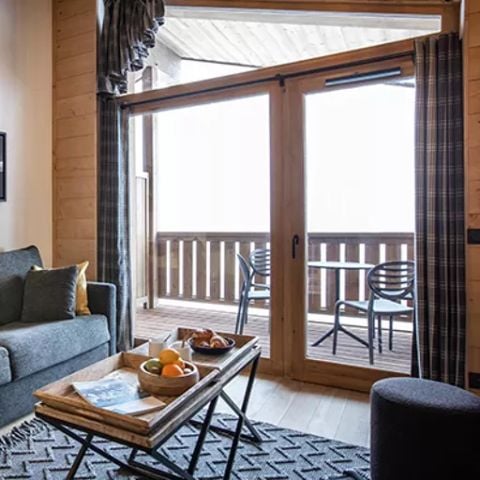 Piso 6 personas - Apartamento de 2 habitaciones con baño, para 4-6 personas, con vistas a la montaña