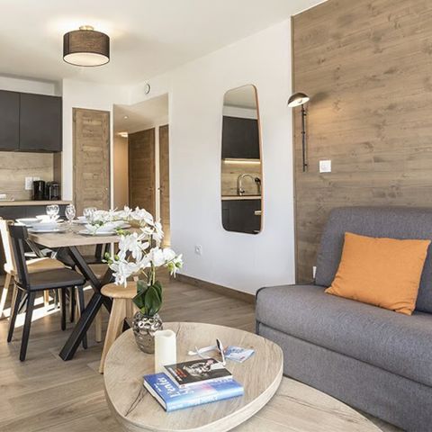 Piso 6 personas - 3 habitaciones, 6 personas. CONFORT. Vistas a la montaña
