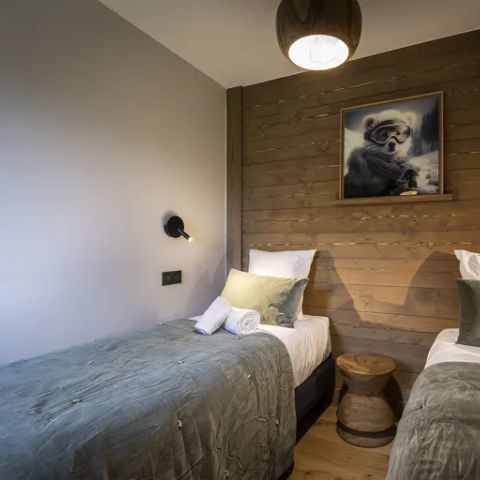 Piso 6 personas - HABITACIÓN DE 2 HABITACIONES CON BAÑO, PARA 4-6 PERSONAS, ESTÁNDAR