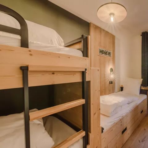Piso 8 personas - 3 HABITACIONES CON BAÑO, 6-8 PERSONAS, ESTÁNDAR