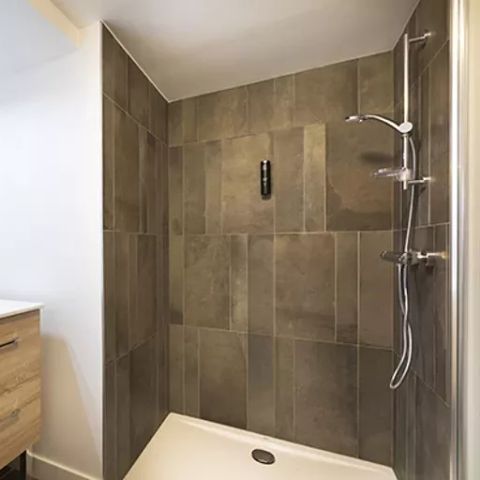 Piso 4 personas - HABITACIÓN DE 2 HABITACIONES CON BAÑO, PARA 4 PERSONAS, ESTÁNDAR