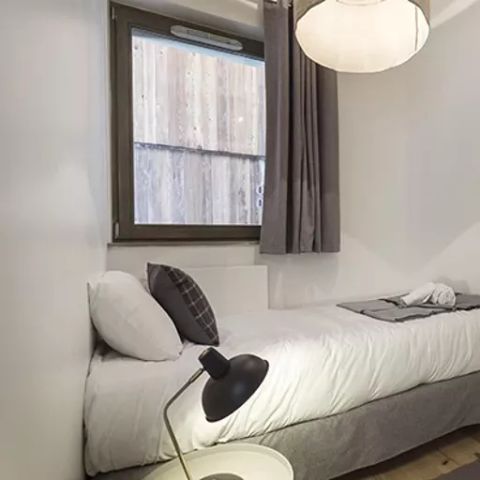 Piso 8 personas - 3 HABITACIONES CON BAÑO, 8 PERSONAS, ESTÁNDAR