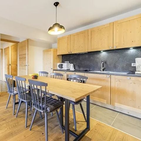 Apartment 8 persons - 4 ROOMS, 8 PEOPLE, STANDARD