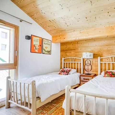 Chalet 11 persons - 6-BEDROOM APARTMENT FOR 11 PEOPLE WITH MOUNTAIN VIEWS