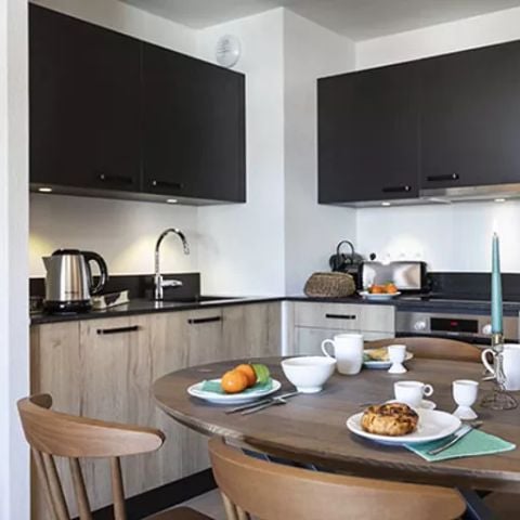 APARTEMENTO 6 personas - HABITACIÓN DE 2 HABITACIONES CON BAÑO, PARA 4-6 PERSONAS, ESTÁNDAR