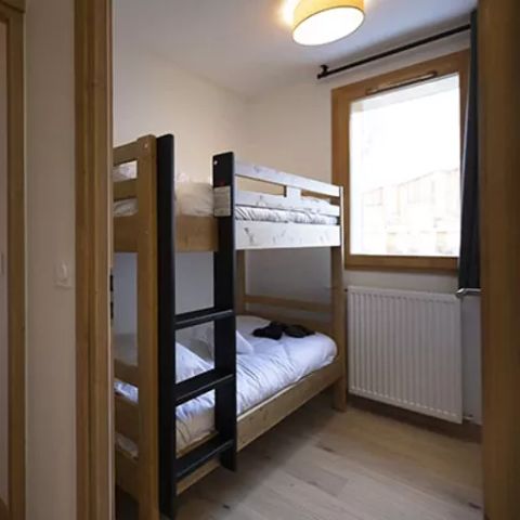 APARTEMENTO 8 personas - 3 HABITACIONES CON BAÑO, 6-8 PERSONAS, VISTAS A LA MONTAÑA