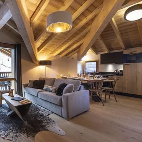 APPARTEMENT 8 personen - 3-KAMERAPPARTEMENT VOOR 6-8 PERSONEN MET UITZICHT OP DE BERGEN