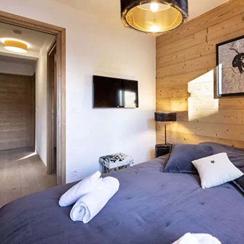 APPARTEMENT 10 personnes - 5 PIECES (3 PIECES + 2 CABINES) 8-10 PERSONNES STANDARD