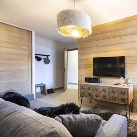 APPARTEMENT 10 personnes - 5 PIECES (3 PIECES + 2 CABINES) 8-10 PERSONNES STANDARD