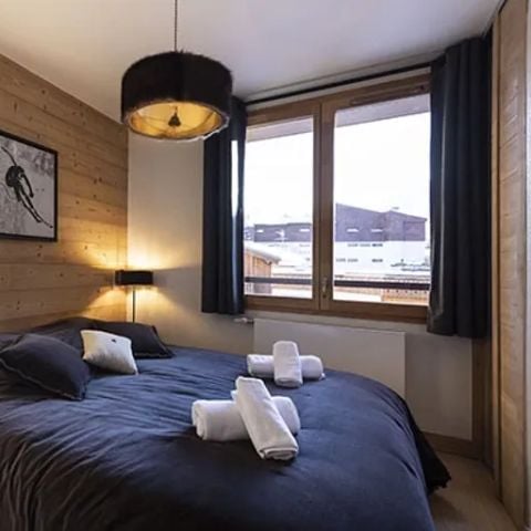 APARTEMENTO 10 personas - 5 HABITACIONES (3 HABITACIONES + 2 CABINAS) 8-10 PERSONAS ESTÁNDAR
