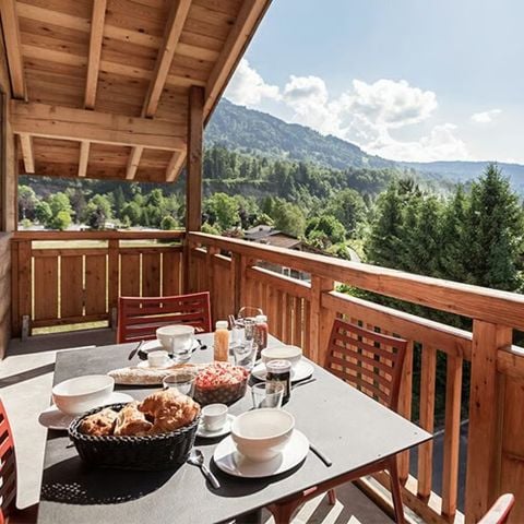 APPARTAMENTO 6 persone - 3 locali, 6 persone. FAMIGLIA. Vista sulle montagne +
