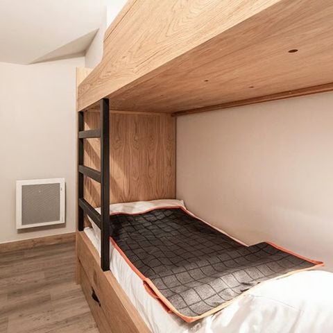 APARTMENT 8 people - 4-room flat, sleeps 8. Mountain views