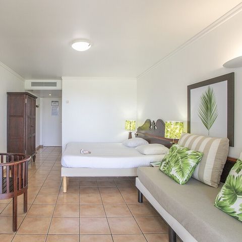 STUDIO 3 people - Sleeps 3 – Sea view – Terrace