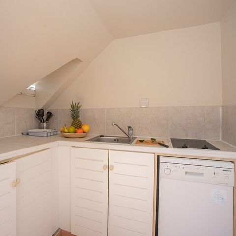 APARTMENT 6 people - Sleeps 6 – 2 bedrooms – Terrace – Sea view