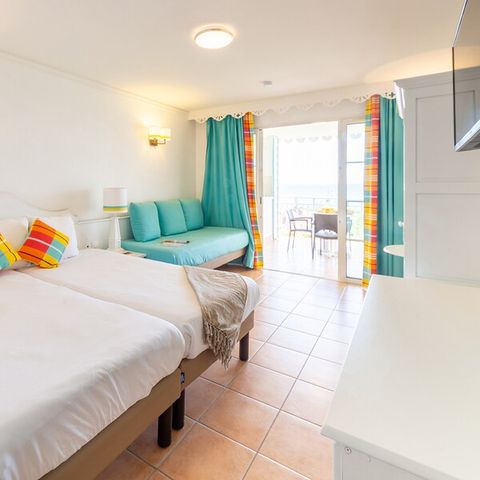 STUDIO 3 people - Sleeps 3 - Terrace - View - Prime location - Air-conditioned