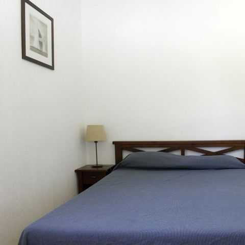 Casa 4 personas - CASA DE 2 HABITACIONES PARA 4 PERSONAS EN LA PLANTA BAJA CON JARDÍN