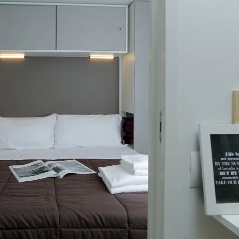 Stacaravan 5 personen - hu stay Smart