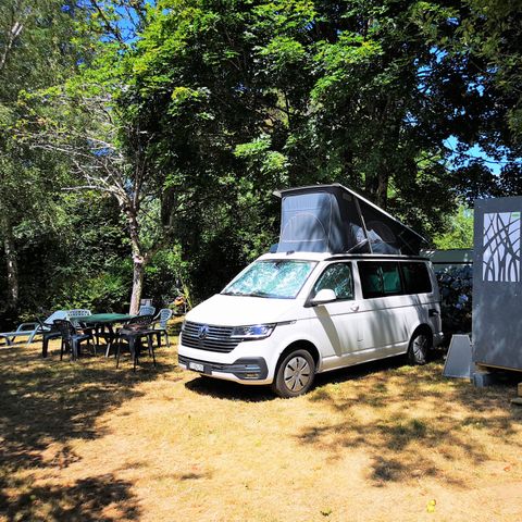 Pitch - Luxury location