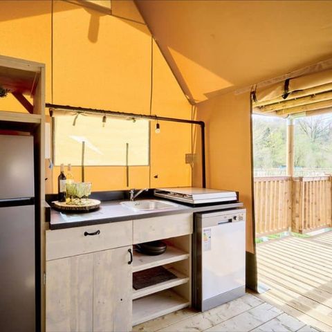 Canvas and wooden tent 9 persons - Safari tent sleeps 9 - 4 bedrooms