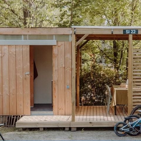 STAANPLAATS - Luxe Kampeerplaats Individueel Sanitair + Tuinpakket