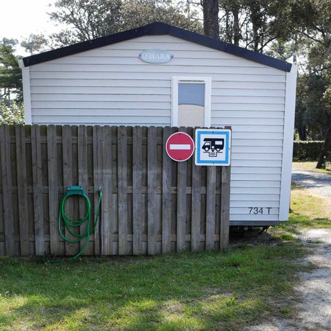 PLOT - Package : Pitch + caravan or motorhome + electricity