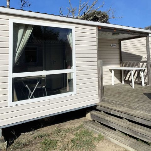 Mobilhome 6 personnes - LOISIR D 27m² / 2 chambres - terrasse