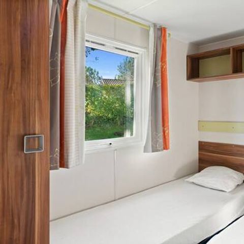 Bungalow 4 personen - Stacaravan | Klassiek | 2 Slaapkamers | 4 Pers. | Single terras