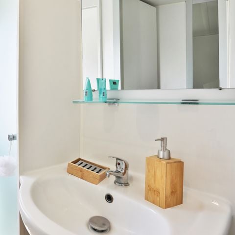 BUNGALOW 8 personnes - MH 4 chambres Premium + TV