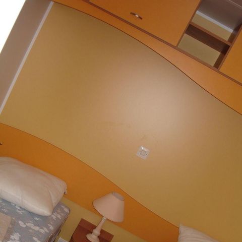 Stacaravan 8 personen - Comfort stacaravan 31m² / 3 kamers + TV + onoverdekt terras 6/8 personen