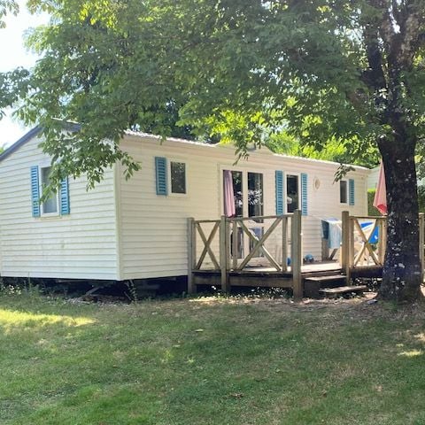 BUNGALOW 6 personnes -  Mobil-home Confort 27m² / 2 chambres + TV + Terrasse non couverte (Bord de rivière) 4/6 pers